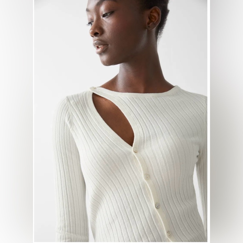 & Other Stories - Fitted asymmetric button up knit cardigan.